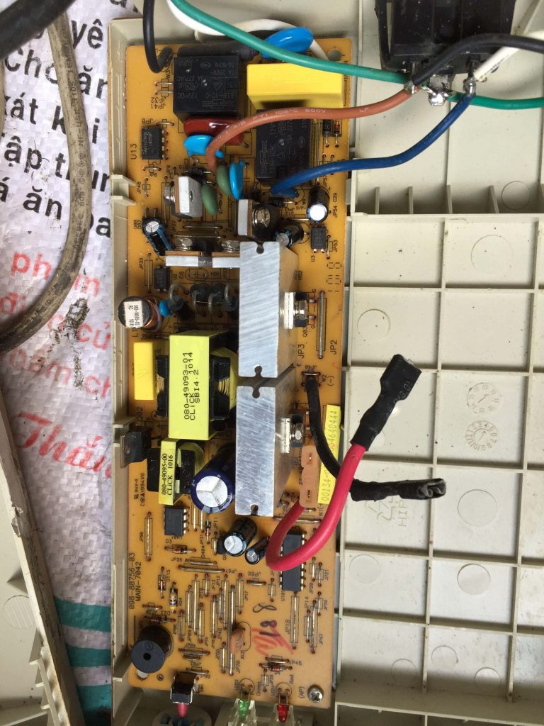 Sửa chữa UPS Santak tại Long An